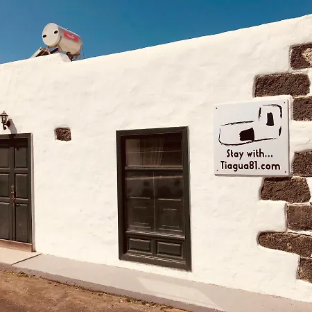 Balcon Botanico - Shared Pool - Island Location - 10 Mins Drive To Famara And La Santa Tiagua