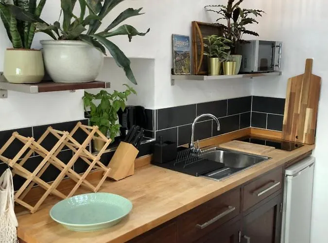 Balcon Botanico - Shared Pool - Island Location - 10 Mins Drive To Famara And La Santa