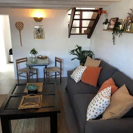 Balcon Botanico - Shared Pool - Island Location - 10 Mins Drive To Famara And La Santa Apartament Tiagua