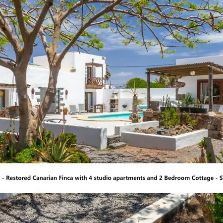 Apartment Balcon Botanico - Shared Pool - Island Location - 10 Mins Drive To Famara And La Santa Tiagua