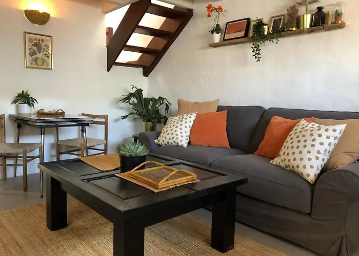 Balcon Botanico - Shared Pool - Island Location - 10 Mins Drive To Famara And La Santa