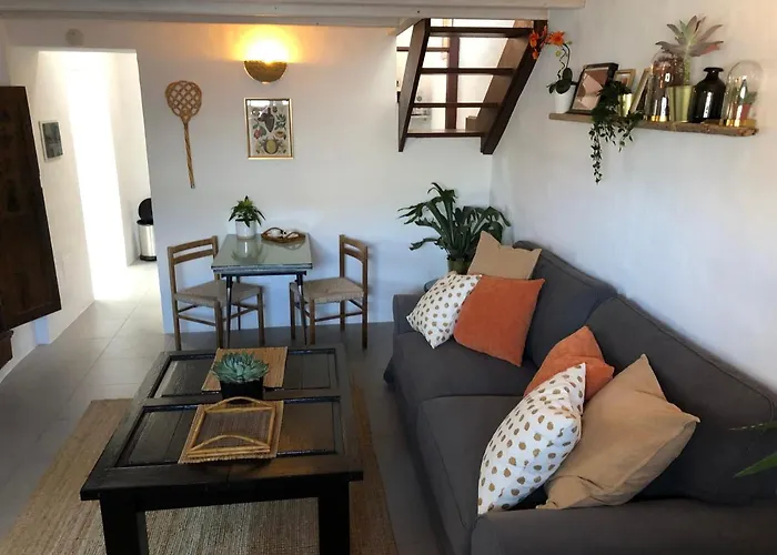 Balcon Botanico - Shared Pool - Island Location - 10 Mins Drive To Famara And La Santa Apartment Tiagua