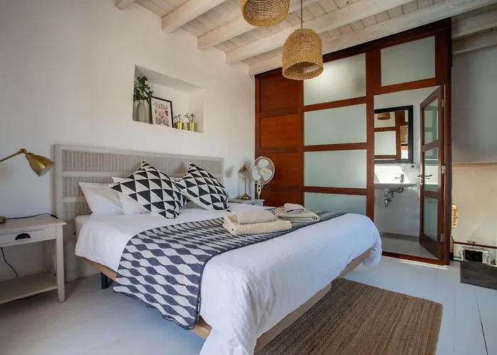 Balcon Botanico - Shared Pool - Island Location - 10 Mins Drive To Famara And La Santa Tiagua